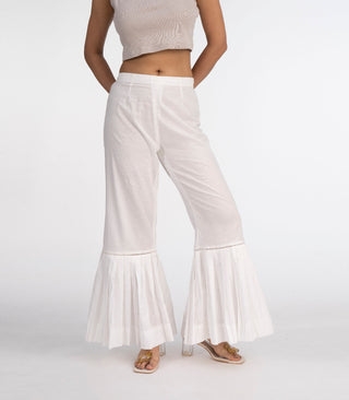 White elasticated waist pant